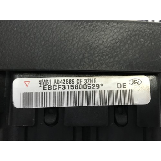Подушка безопасности в рулевое колесо Ford Focus 2 2005-2010 4M51A042B85